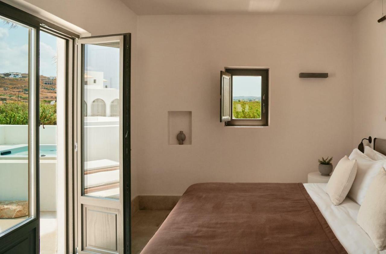 Parilio, A Member Of Design Naoussa